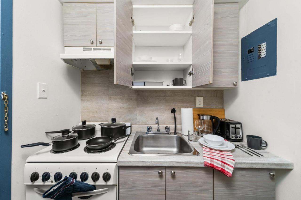 Dt Location Beautiful Studio For Your Vacation Apartment Монреал Екстериор снимка