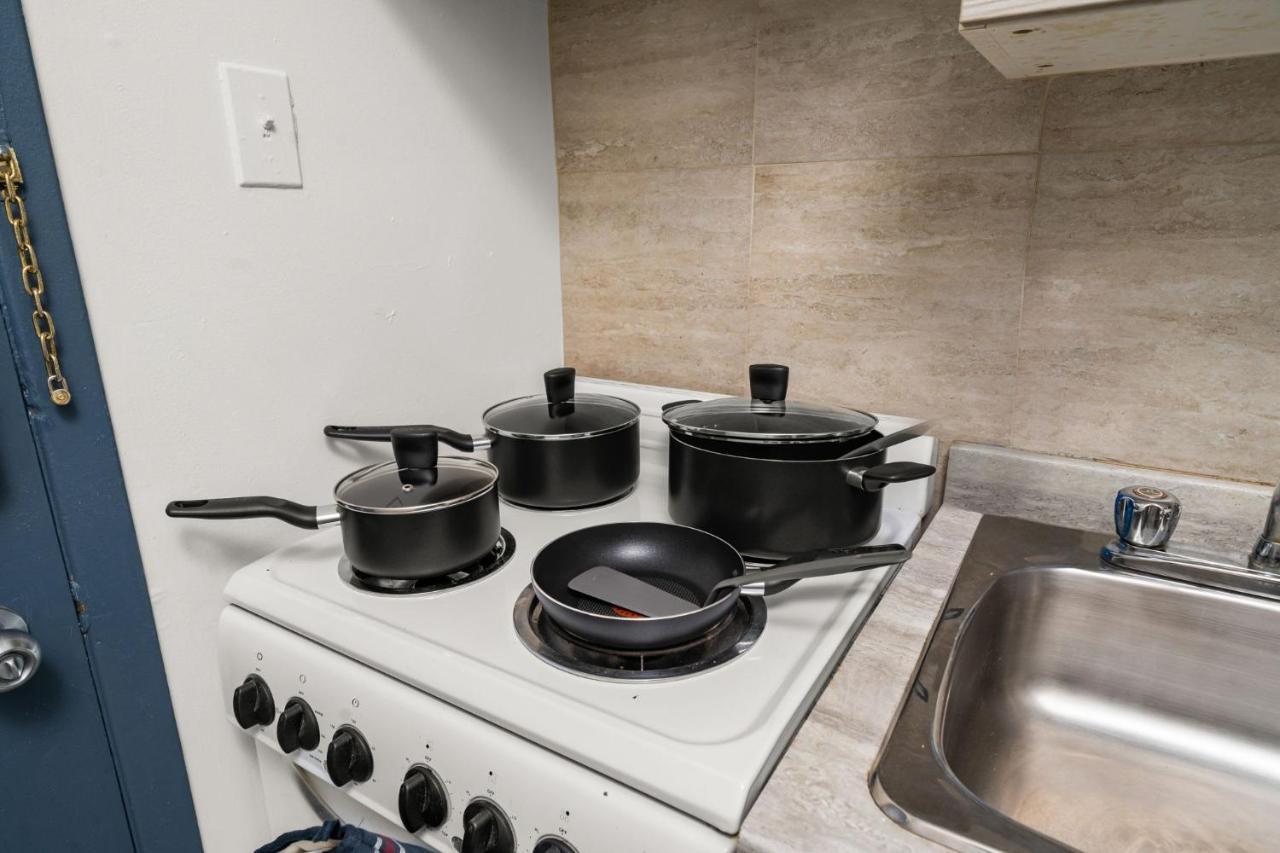 Dt Location Beautiful Studio For Your Vacation Apartment Монреал Екстериор снимка