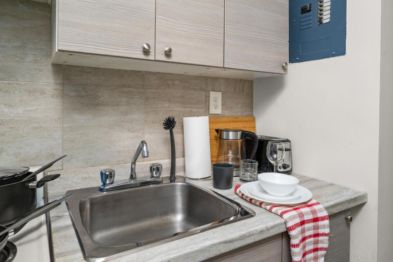 Dt Location Beautiful Studio For Your Vacation Apartment Монреал Екстериор снимка